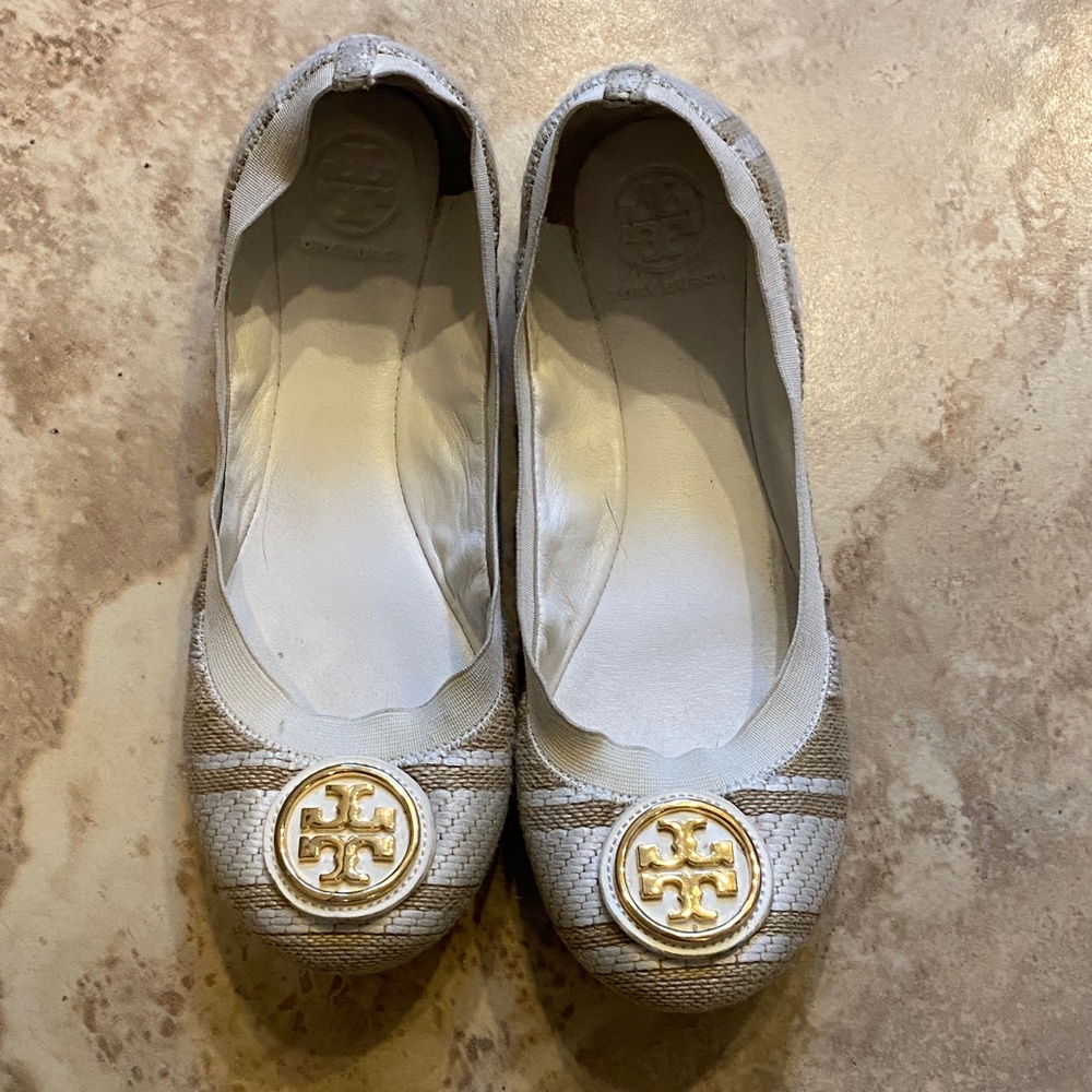 Tory Burch Women's Tan and Cream Loafers